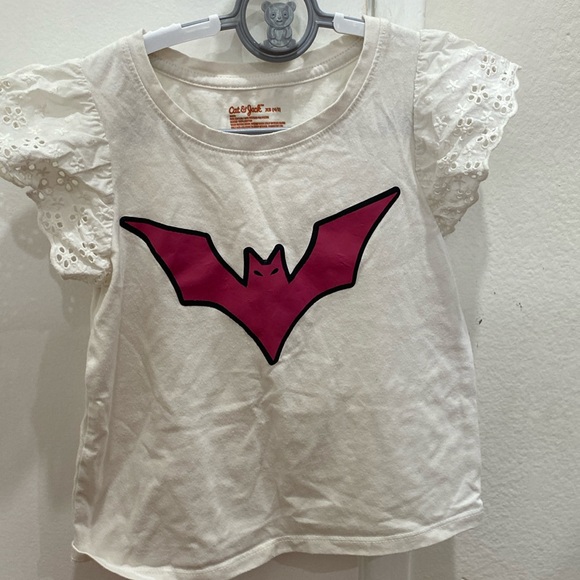 Karen and Jack bat T-shirt - Picture 1 of 3